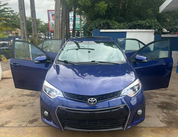 Foreign Used Toyota Camry 2015 In Abuja