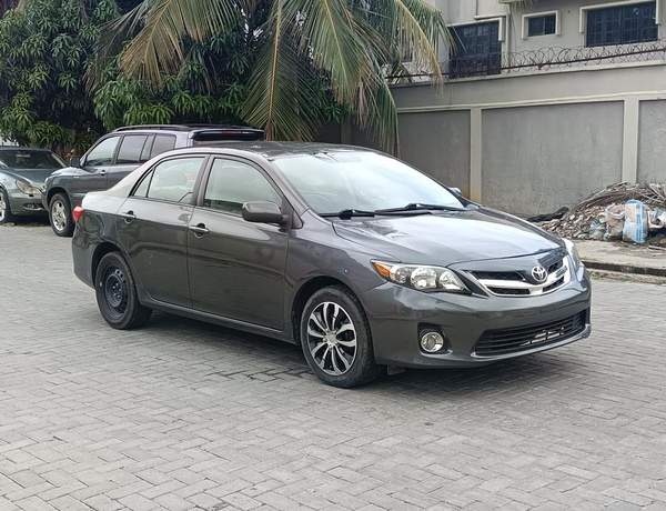 Foriegn Used Corolla LE 2012 In Lagos
