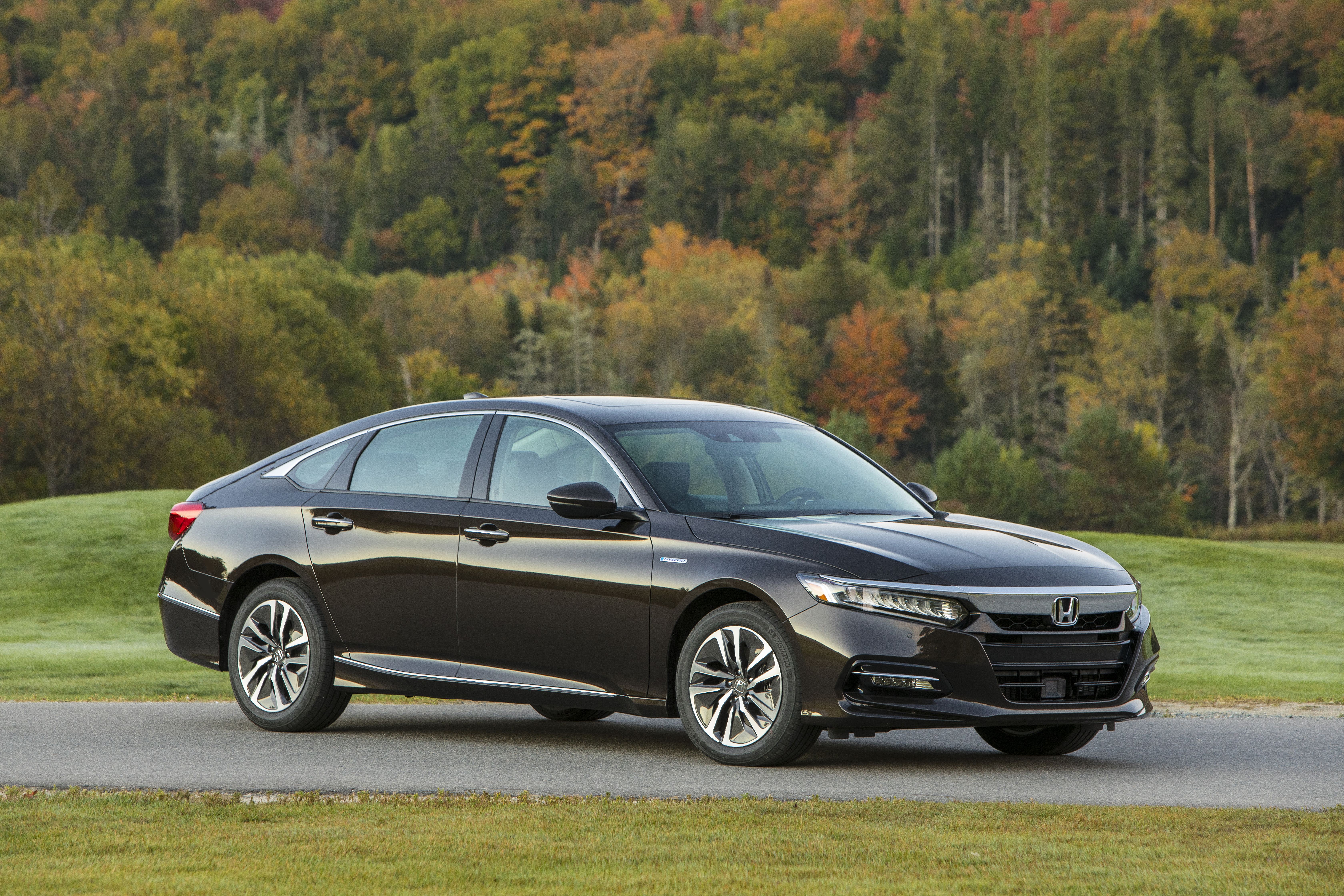  Honda Accord-hybrid 