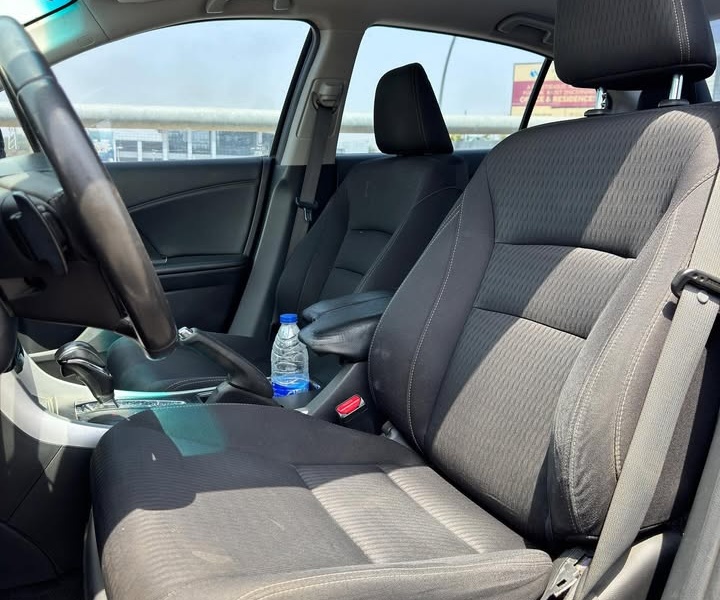HONDA ACCORD V6 IN A...