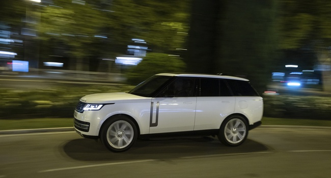 Land Rover RANGE ROVER Vogue P400 SE 2023