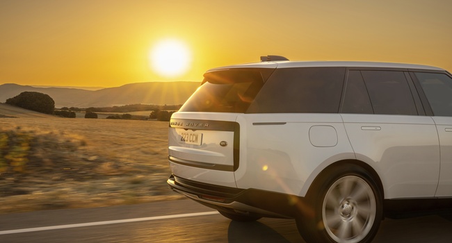Land Rover RANGE ROVER Vogue P400 SE 2023