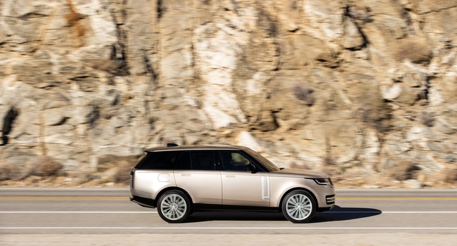 Land Rover RANGE ROVER Vogue P400 SE 2023