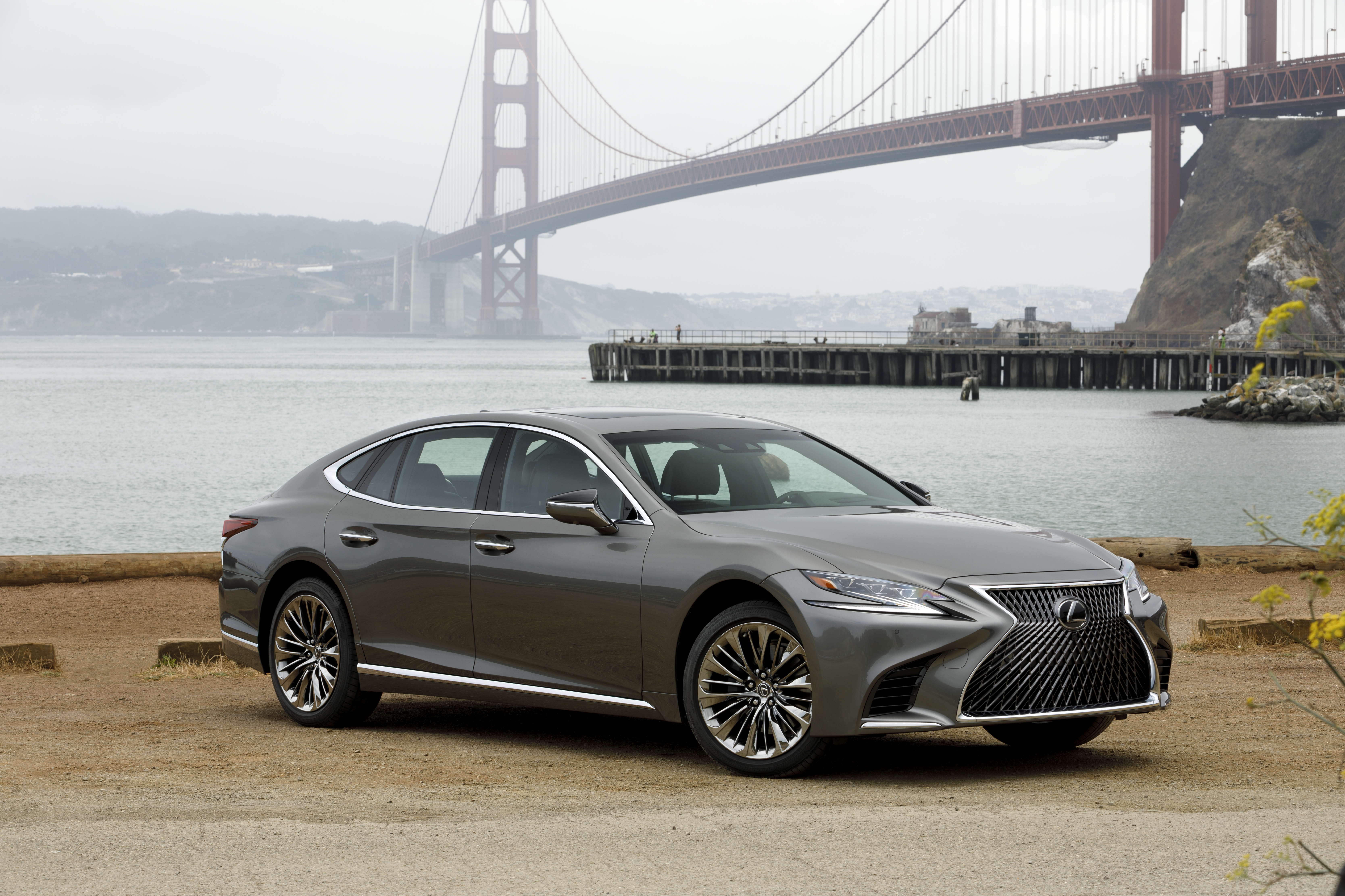  Lexus LS 500 