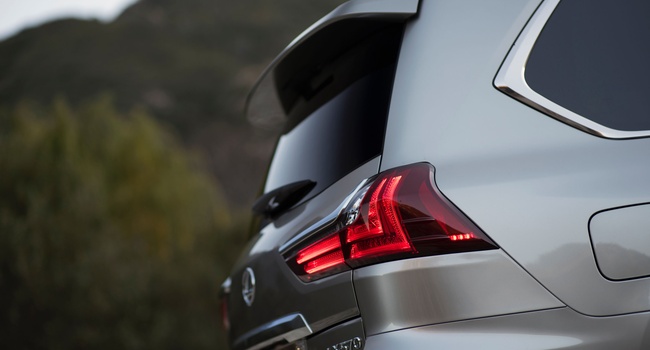 Lexus LX 2020