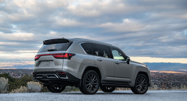 LEXUS LX 600 2024