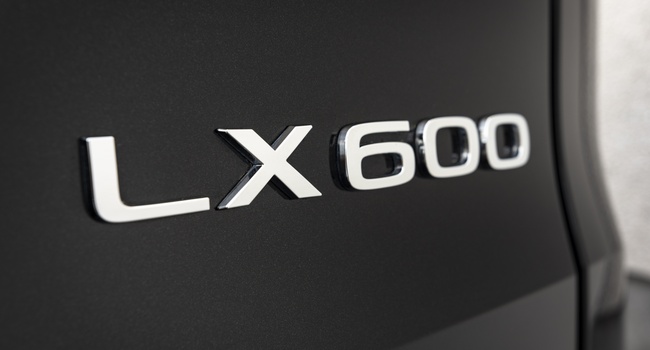 LEXUS LX 600 2024