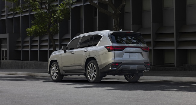 LEXUS LX 600 2024