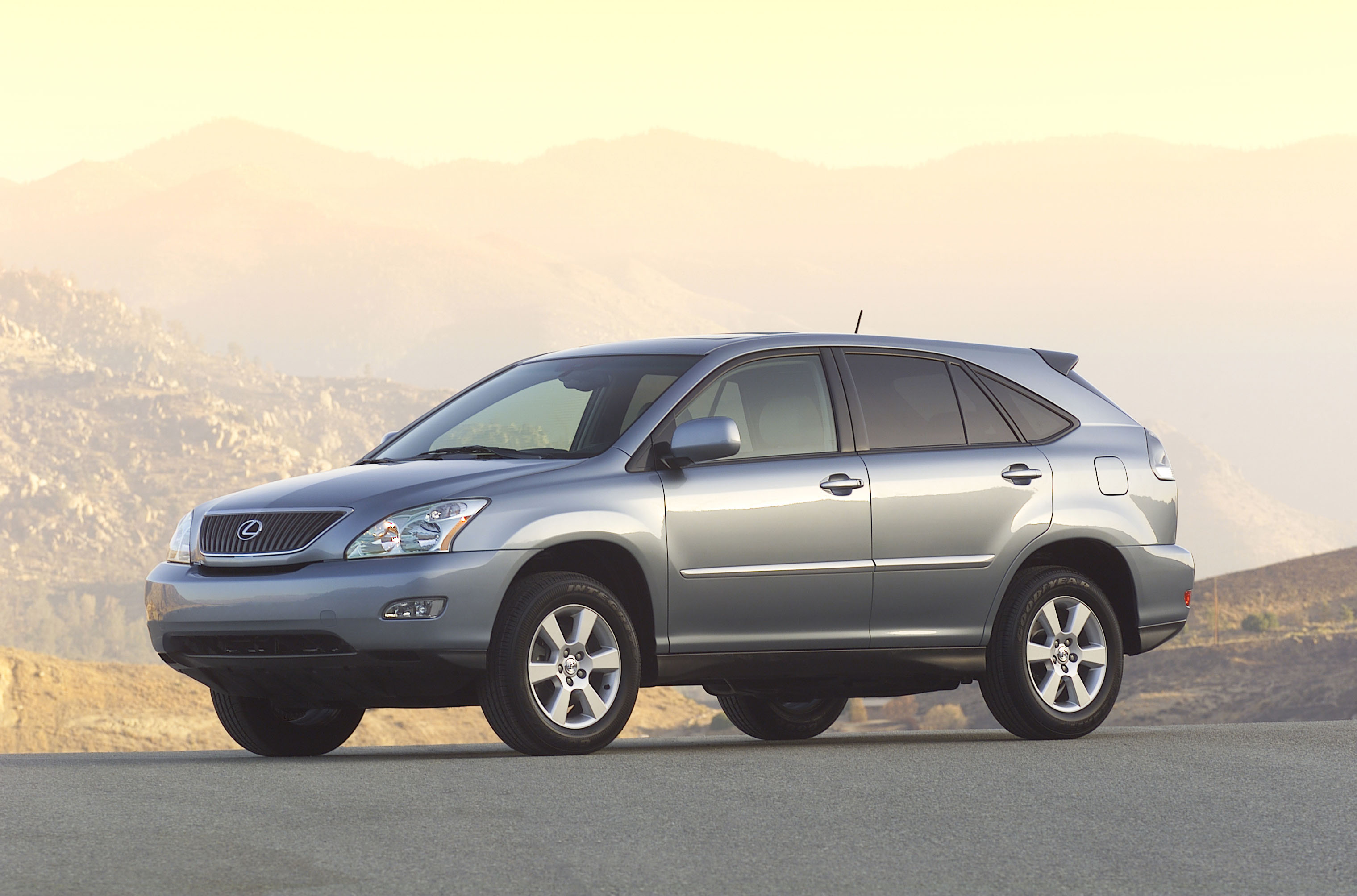  Lexus RX 330 
