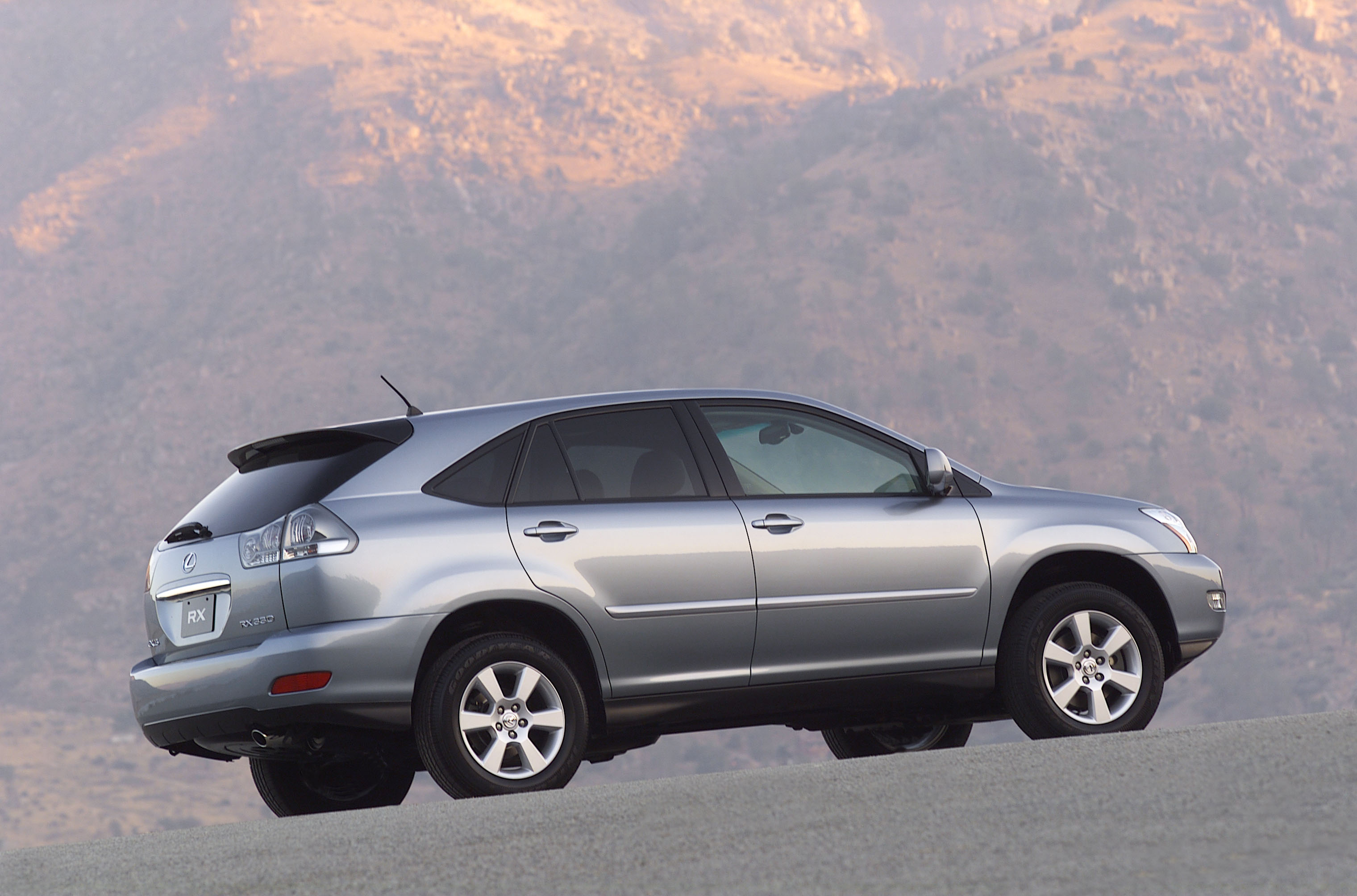  Lexus RX 330 