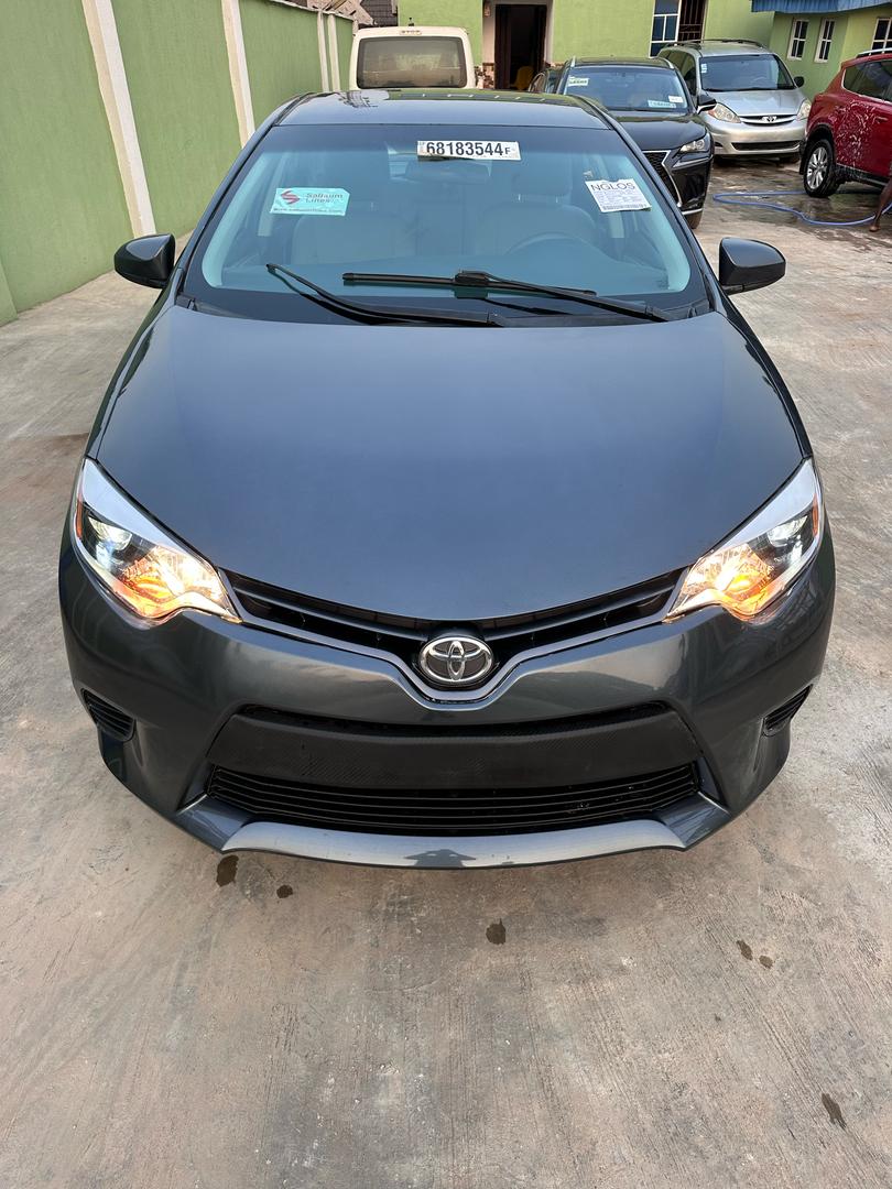 Mad distress SALE!!!!!  Toyota Corolla 2016