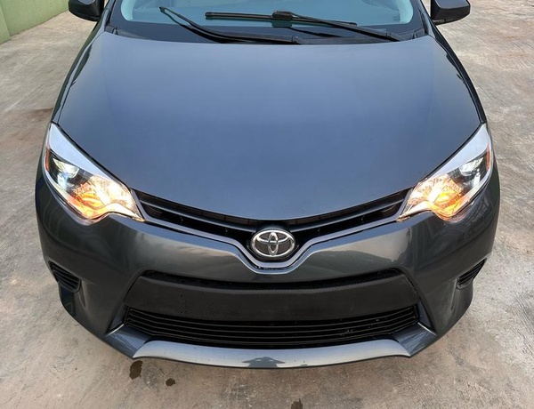 Mad distress SALE!!!!!  Toyota Corolla 2016
