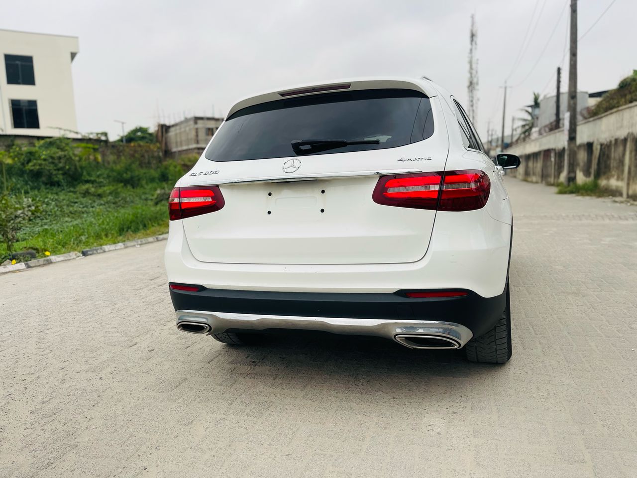 Mercedes benz in Lagos