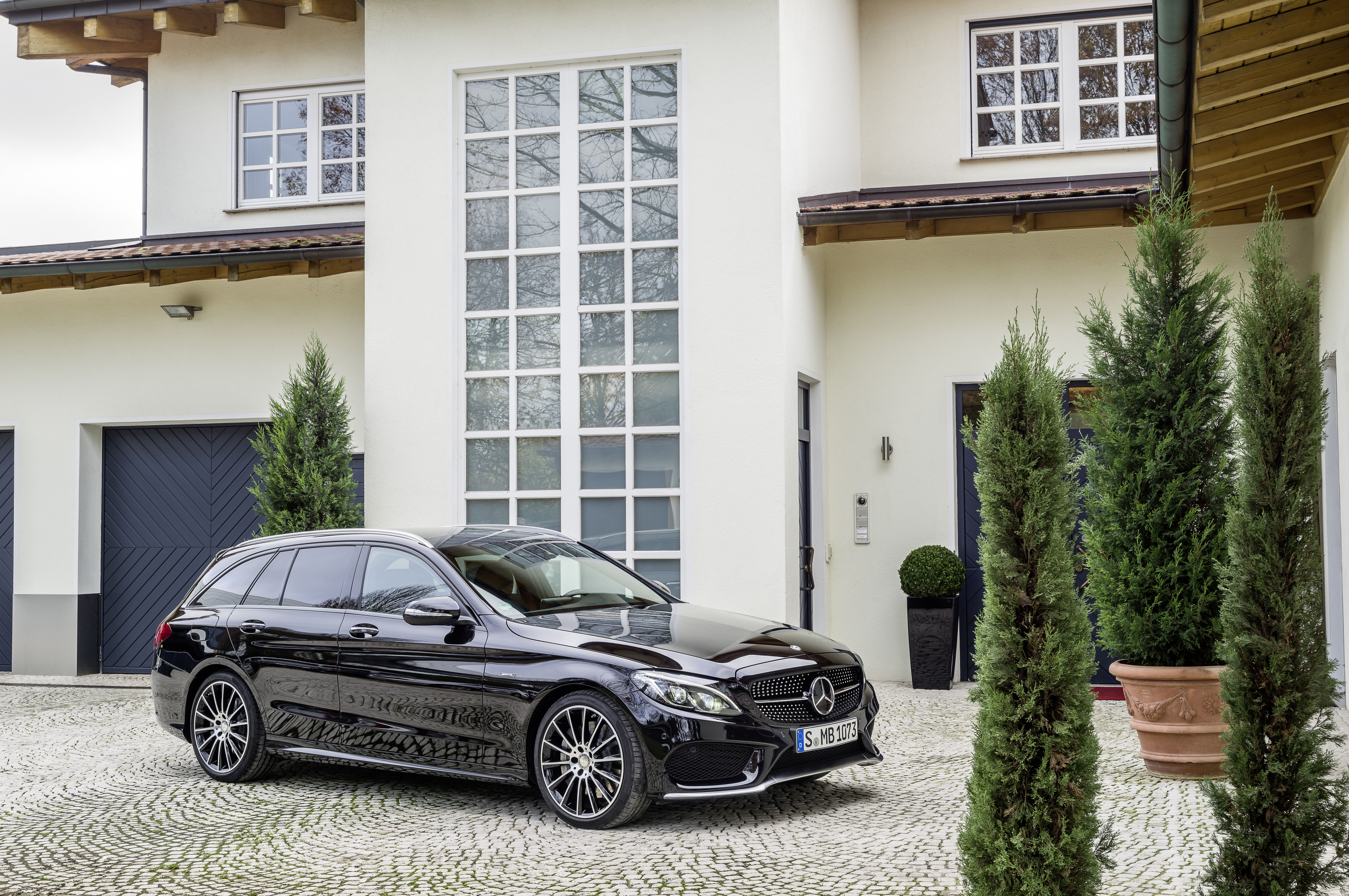  Mercedes-Benz C450 