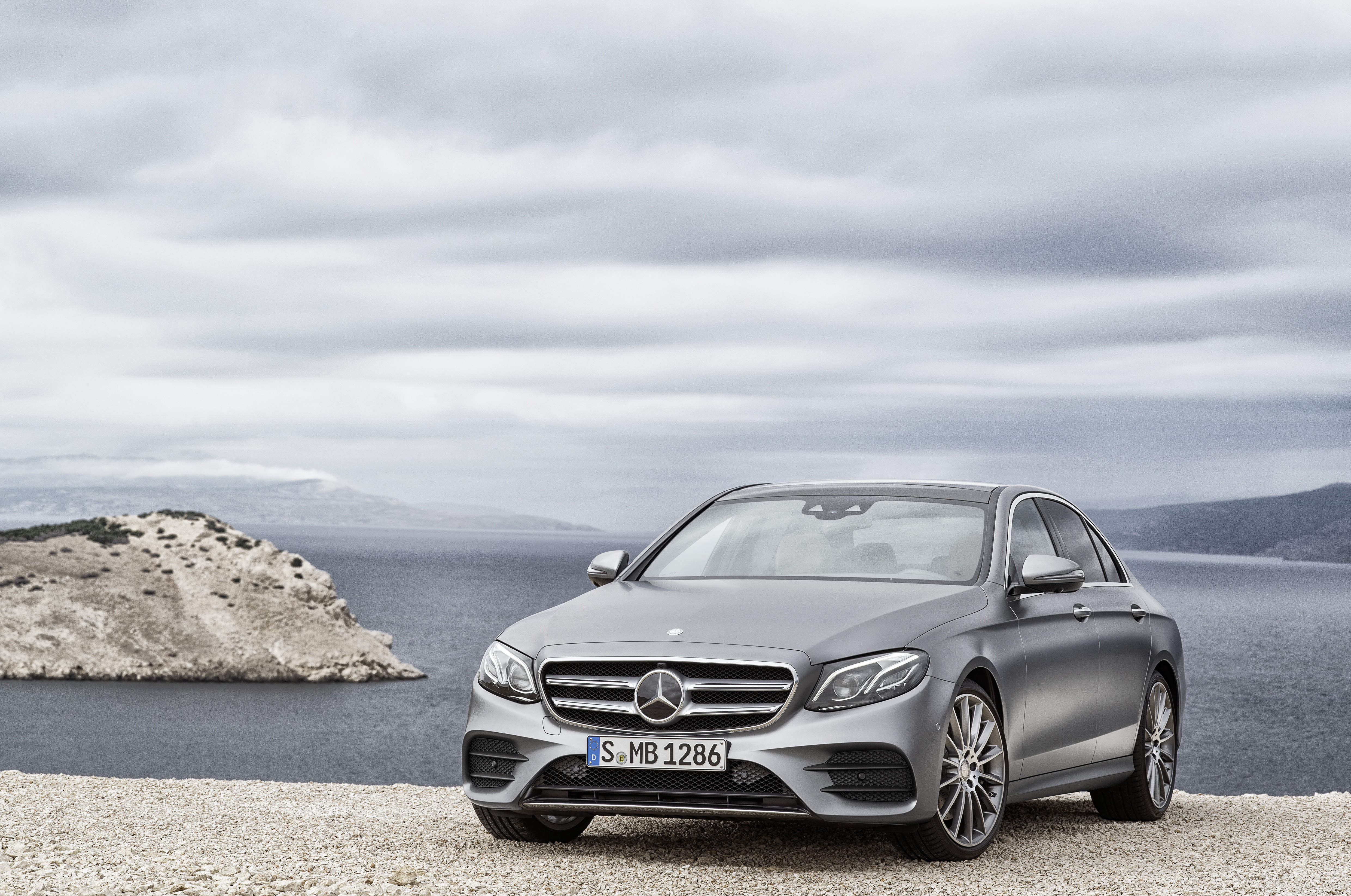  Mercedes-Benz E350 