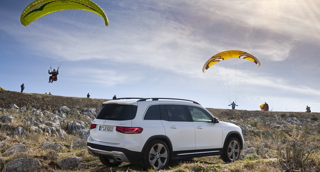 MERCEDES-BENZ GLB250 2021