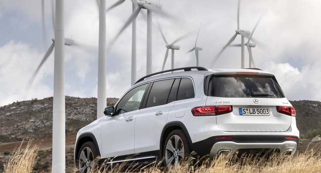 MERCEDES-BENZ GLB250 2021
