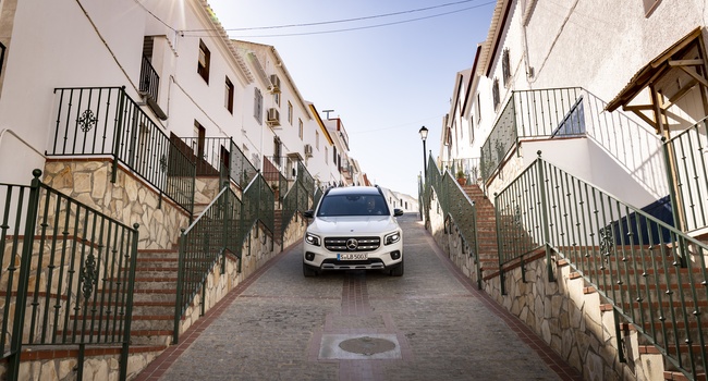 MERCEDES-BENZ GLB250 2021