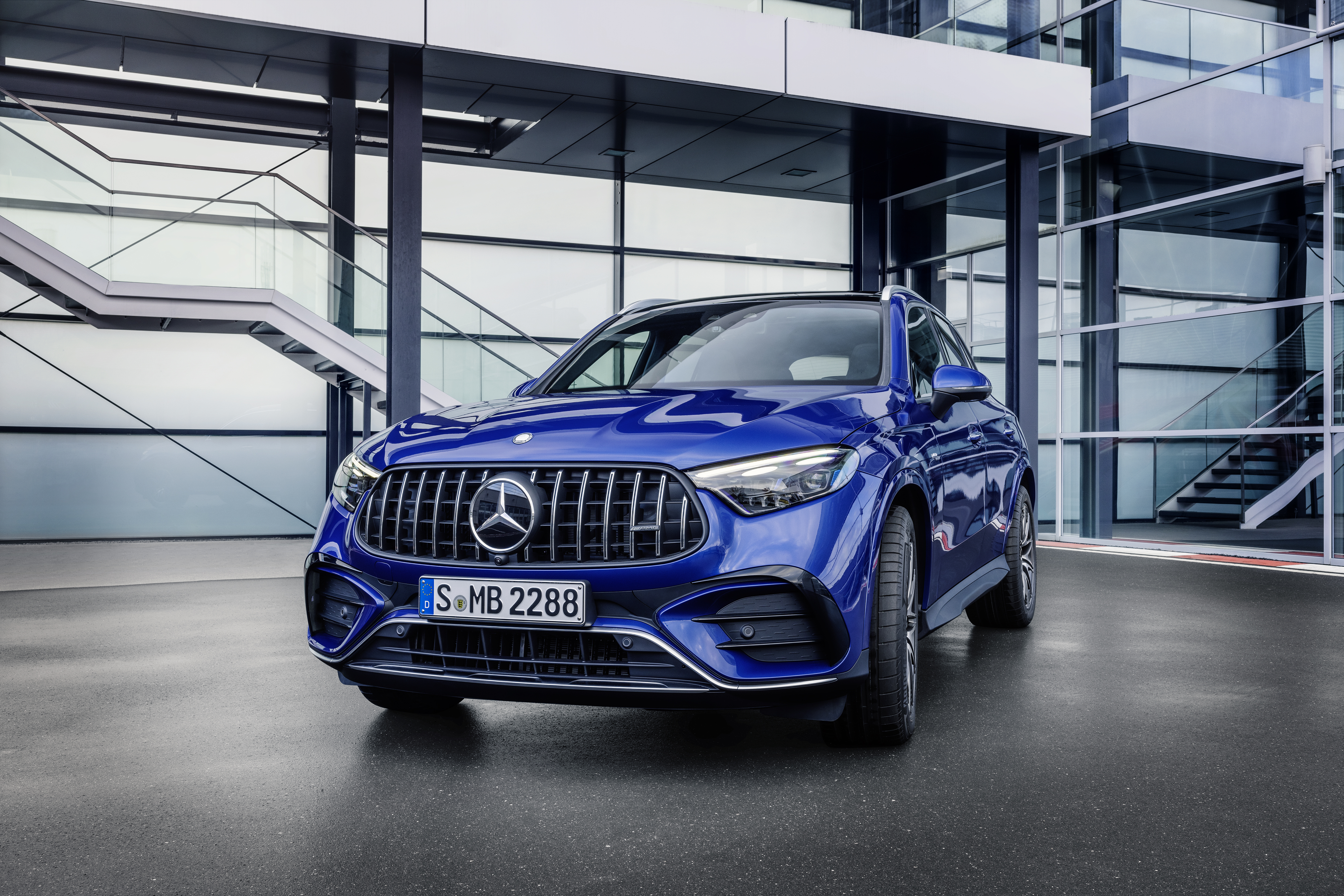  Mercedes-Benz GLC-class 