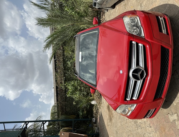 Mercedes Benz GLK 2012 In Benin.