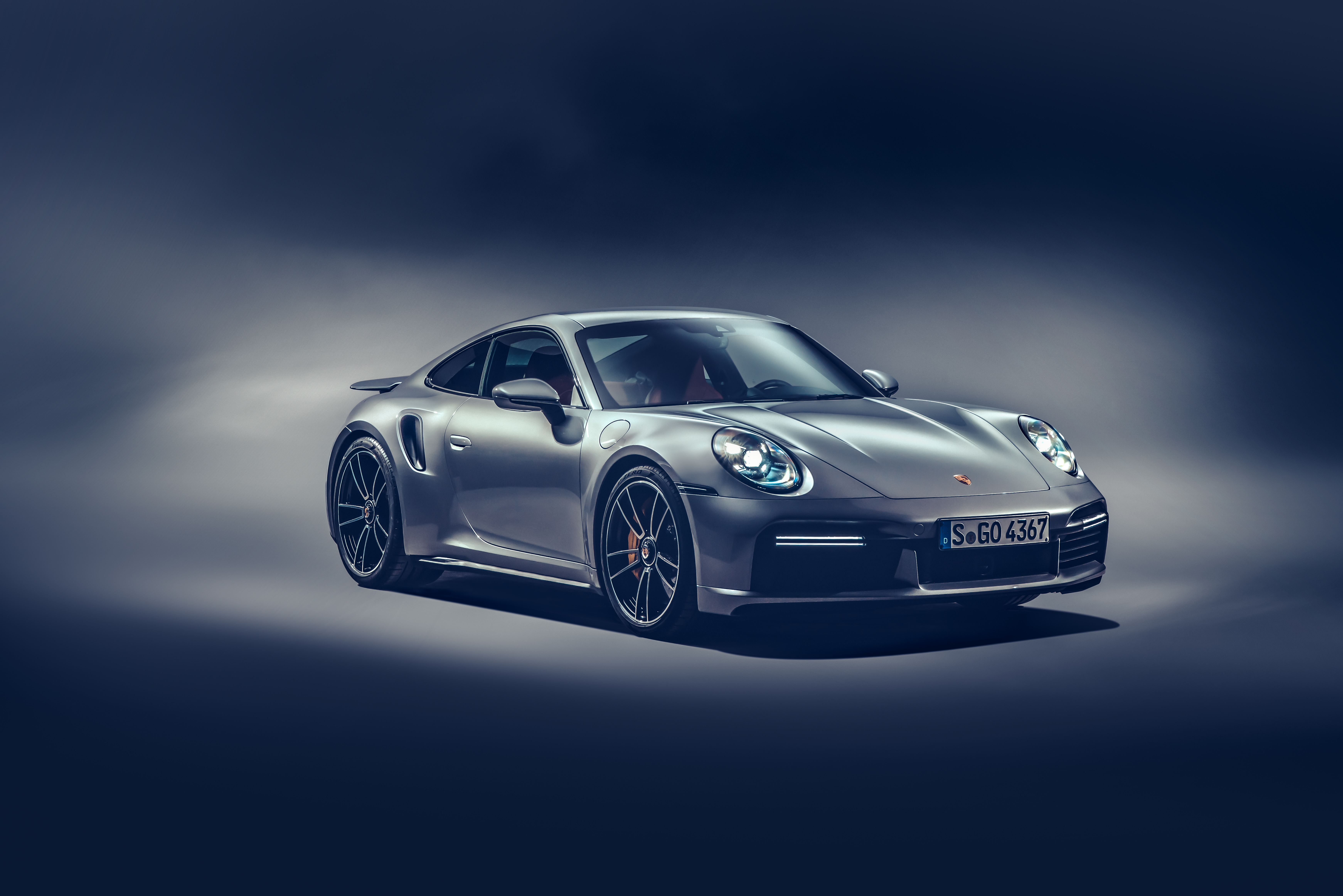  Porsche 911 Turbo S 