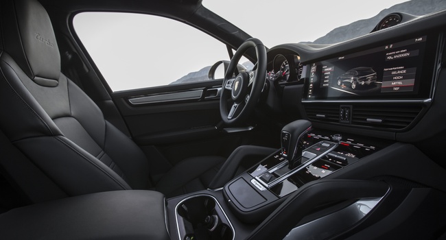 Porsche Cayenne Turbo 2015