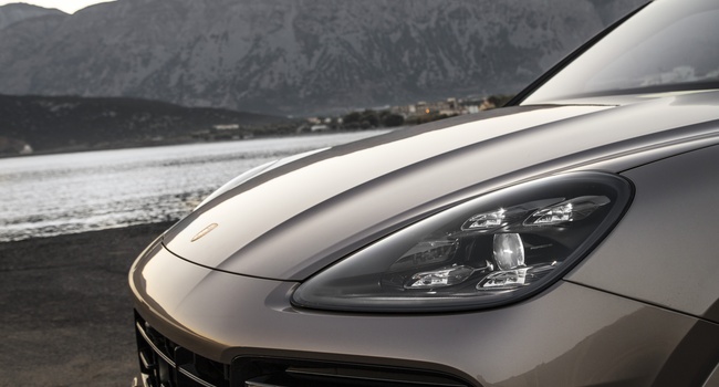 Porsche Cayenne Turbo 2015