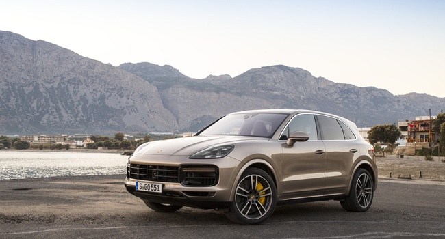 Porsche Cayenne Turbo 2015