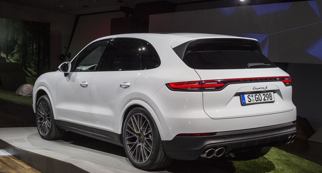 Porsche Cayenne Turbo S 2011