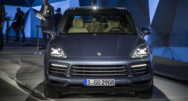 Porsche Cayenne Turbo S 2011
