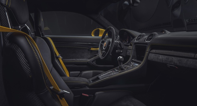 Porsche Cayman GT4 2016
