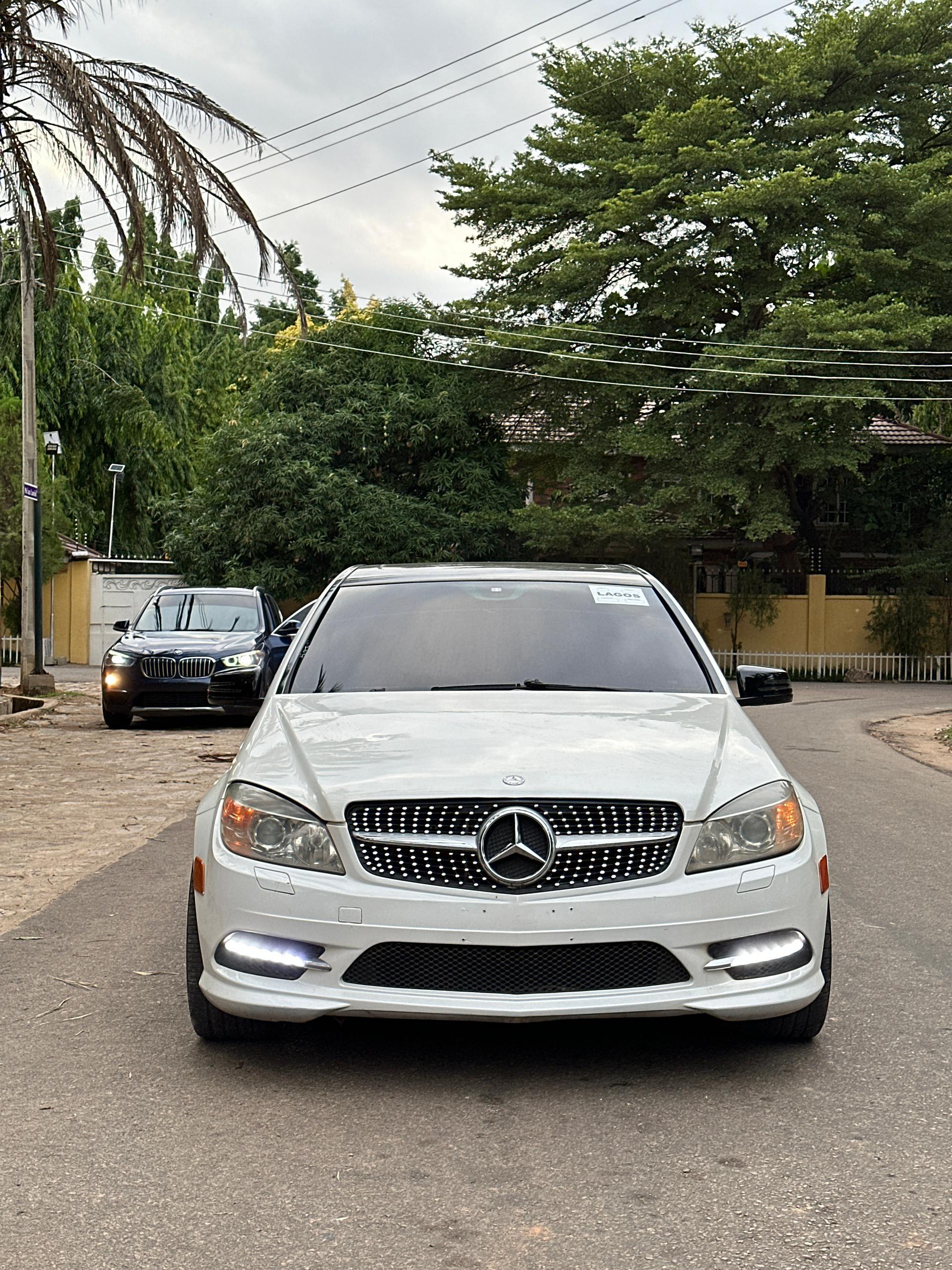 TOKS STANDARD 2008 MERCEDES BENZ C300 FOR SALE
