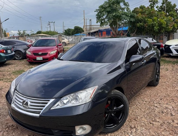 TOKS STANDARD 2010 LEXUS ES350 FOR SALE