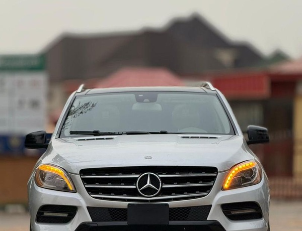 TOKS STANDARD 2013 MERCEDES BENZ ML350 FULL OPTION FOR SALE