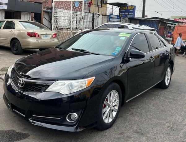 Toyota camry 2013 XLE in Lagos