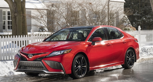 Toyota Camry 2021