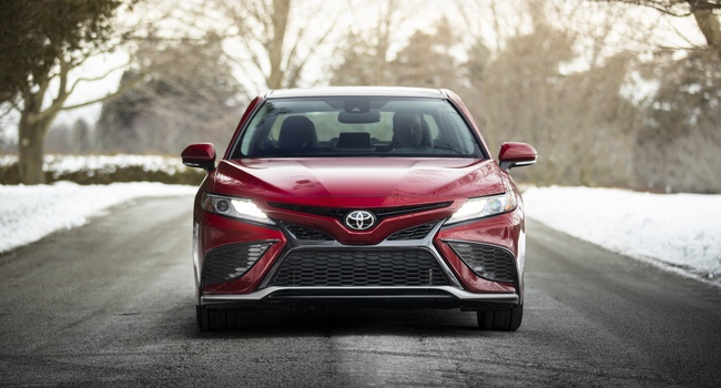 Toyota Camry 2021