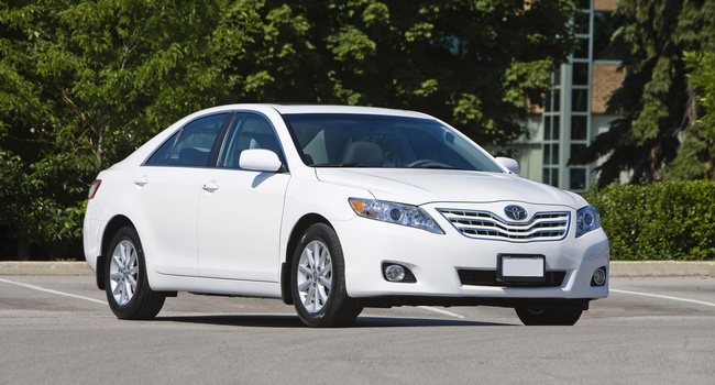 TOYOTA CAMRY XLE 2010