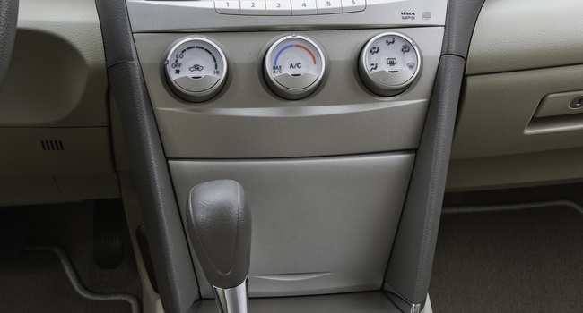 TOYOTA CAMRY XLE 2010