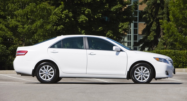 TOYOTA CAMRY XLE 2010