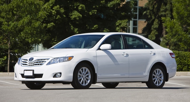 TOYOTA CAMRY XLE 2010