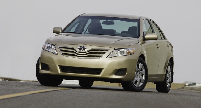 TOYOTA CAMRY XLE 2010