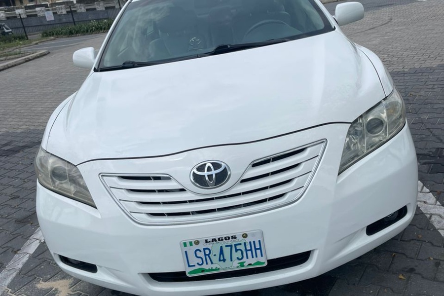 Toyota Camry Xle 200...