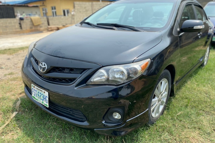 Toyota corolla sport...