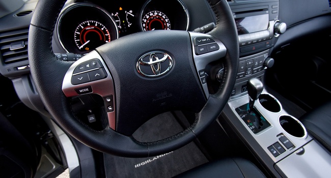 Toyota HighLander 2011