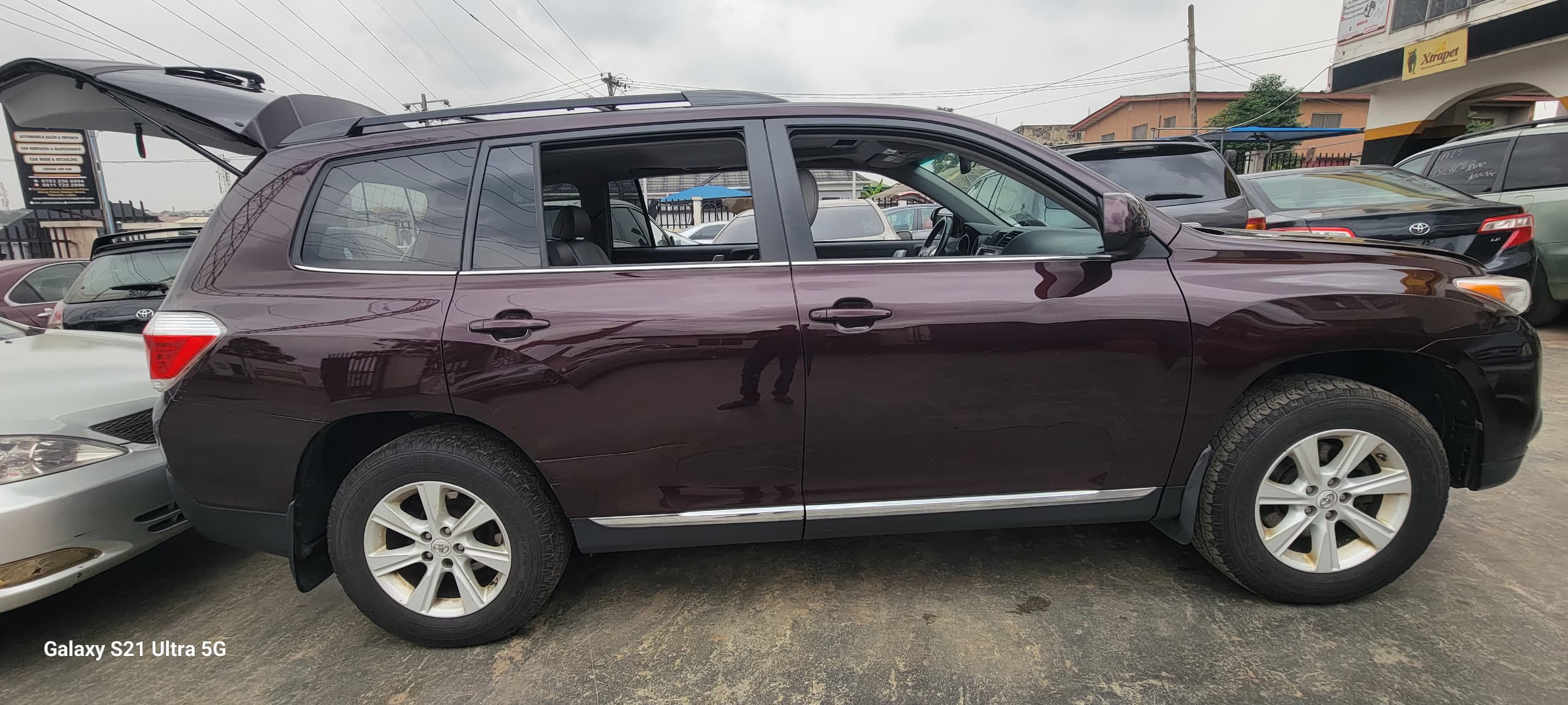 Toyota Highlander in Ogba