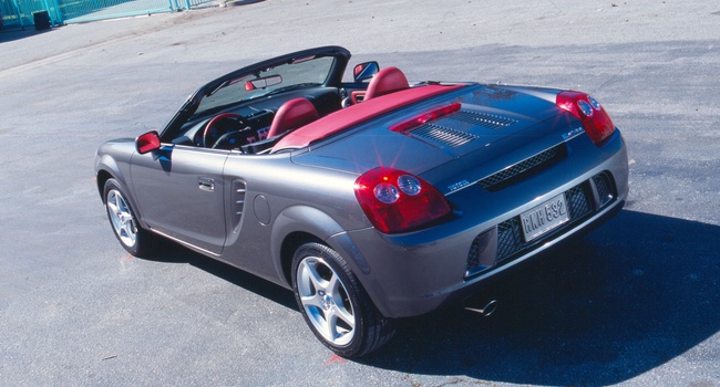 Toyota MR2 2004