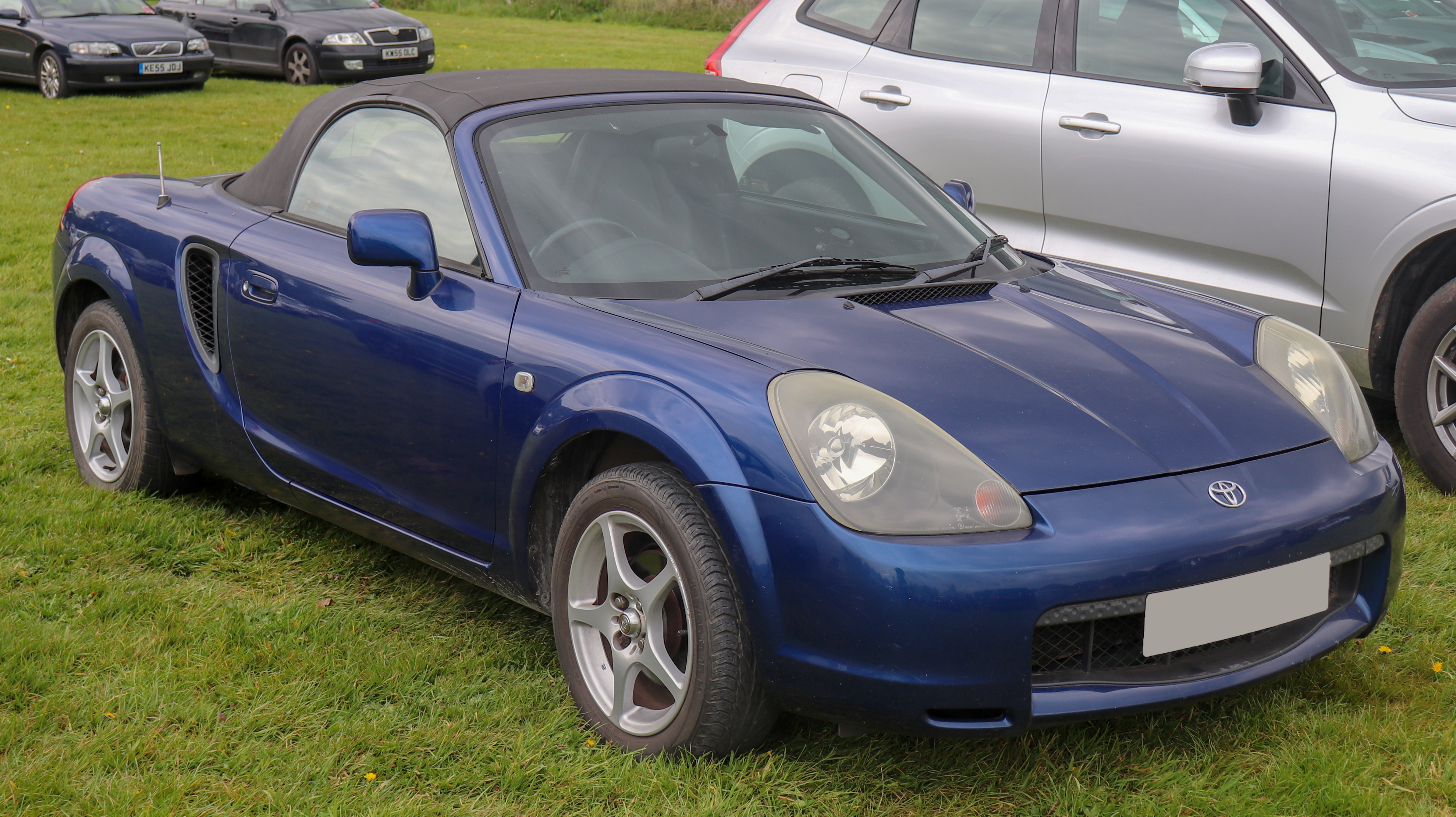  Toyota MR2 