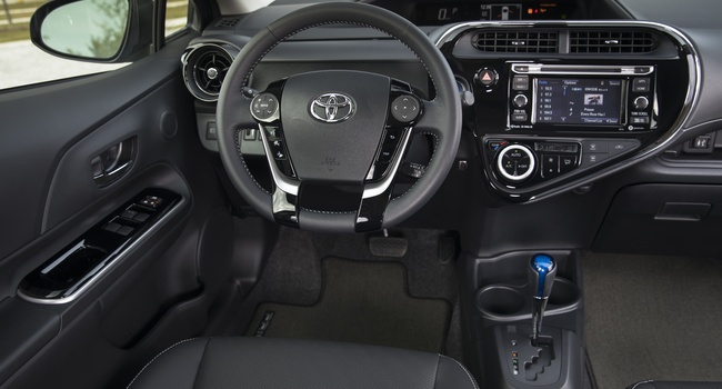 Toyota Prius c 2018