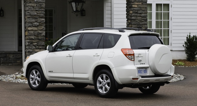 Toyota RAV4 2011
